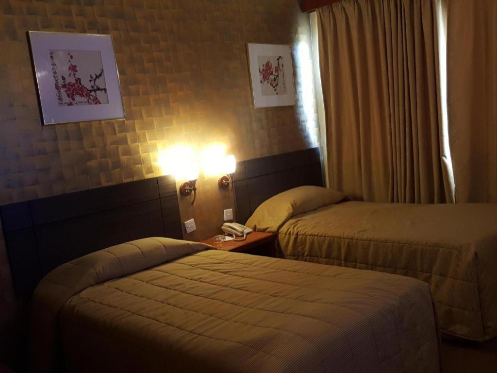 Klang Histana Hotel Exteriör bild